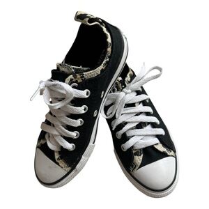 CONVERSE CTAS DOUBLE CHEETAH UPPER OX GIRLS Sz US 1 SNEAKERS BLACK